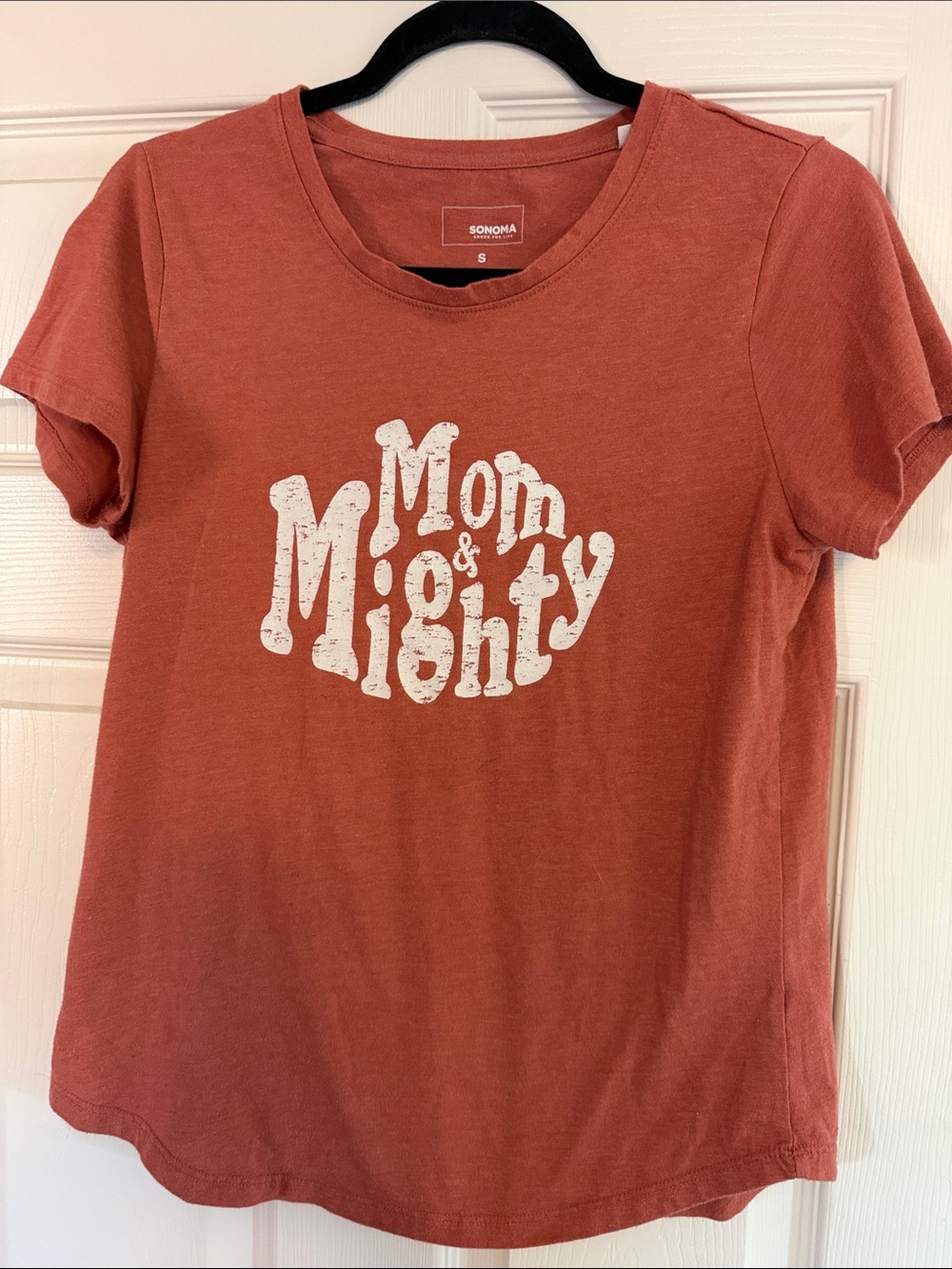 Sonoma Rust Orange 'Mom & Mighty' Graphic Tee